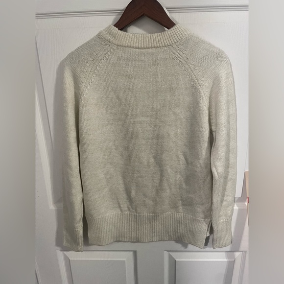 St. John’s Bay Women’s Crew Neck Metallic Knit Sweater Size Small Cream Color. - Picture 2 of 11